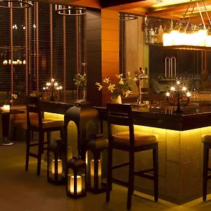 4* Hotel 32nd Milestone